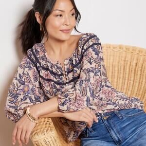 Everve Peach & Navy Paisley Peasant Button Front Blouse